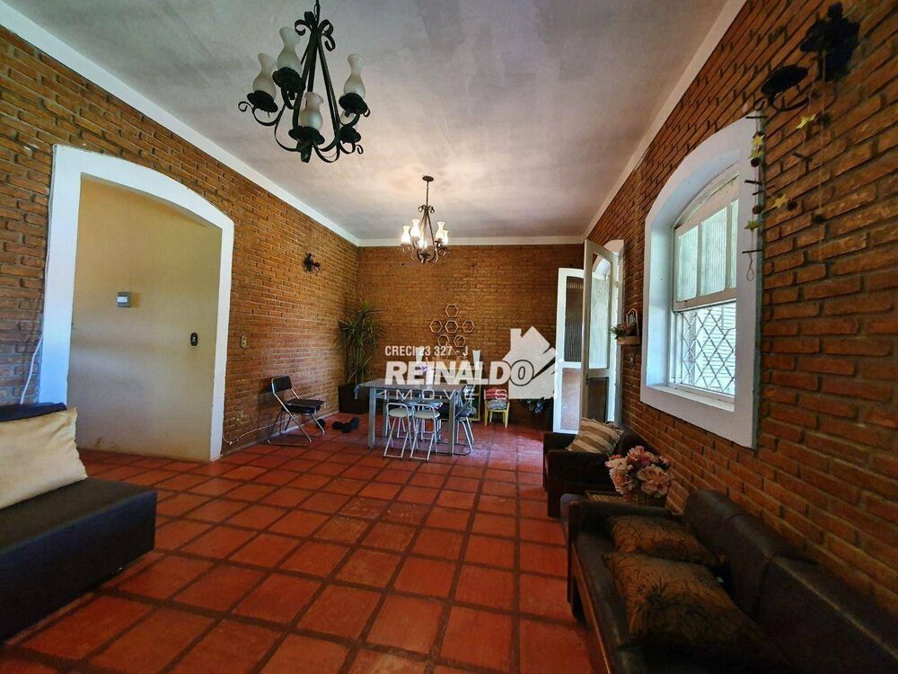 Chácara à venda com 2 quartos, 327m² - Foto 3