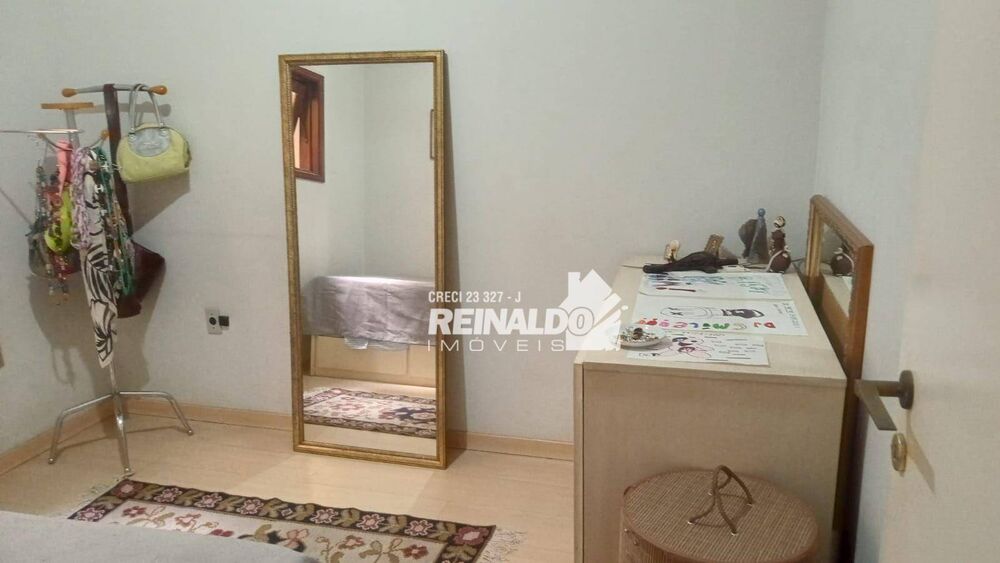 Casa, 3 quartos, 211 m² - Foto 19
