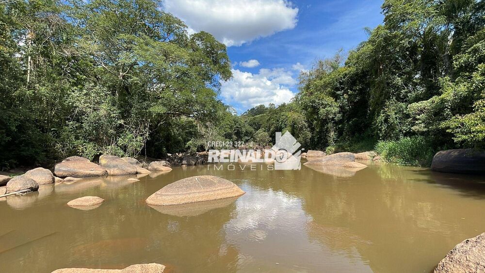 Sítio à venda com 3 quartos, 550m² - Foto 13