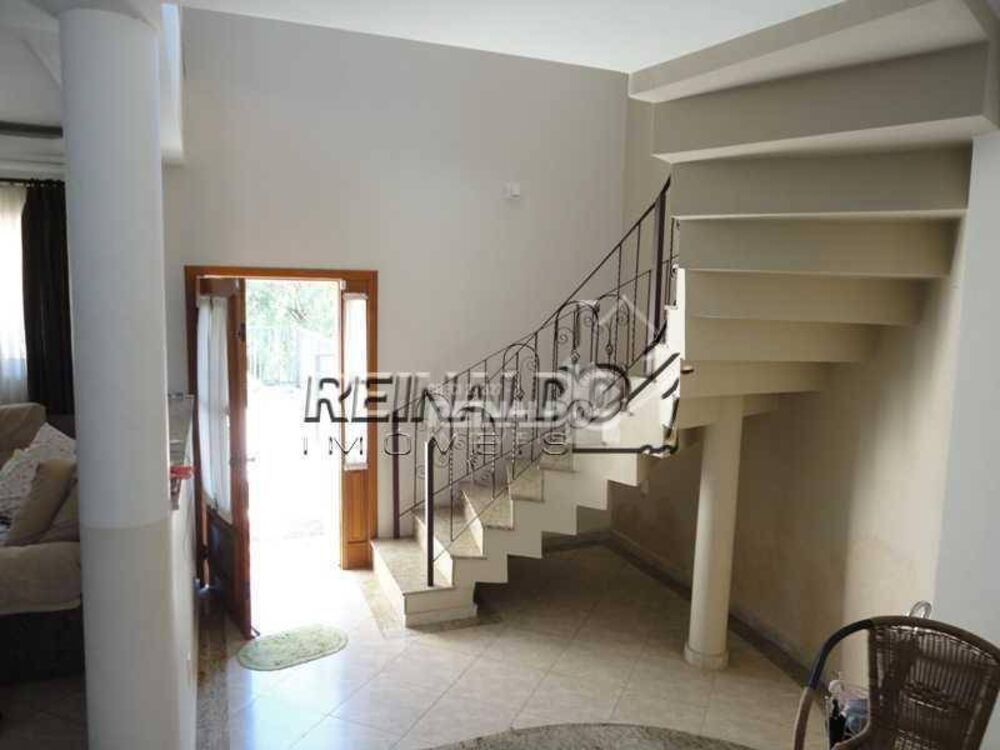 Casa, 3 quartos, 260 m² - Foto 2