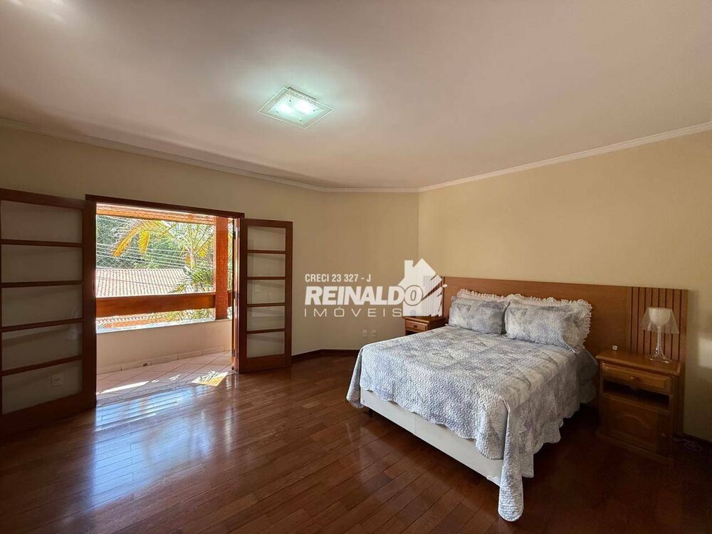 Casa, 4 quartos, 248 m² - Foto 11