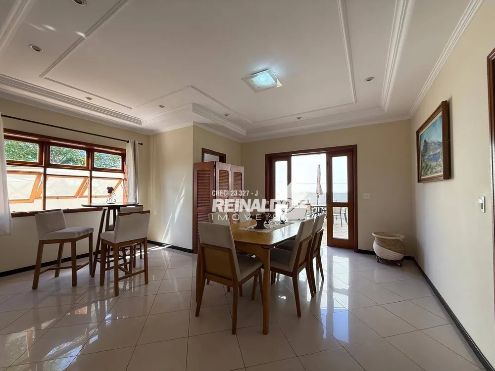 Casa, 4 quartos, 248 m² - Foto 4