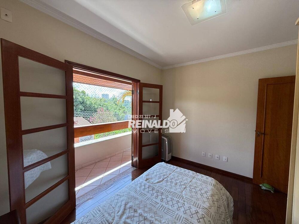 Casa, 4 quartos, 248 m² - Foto 8