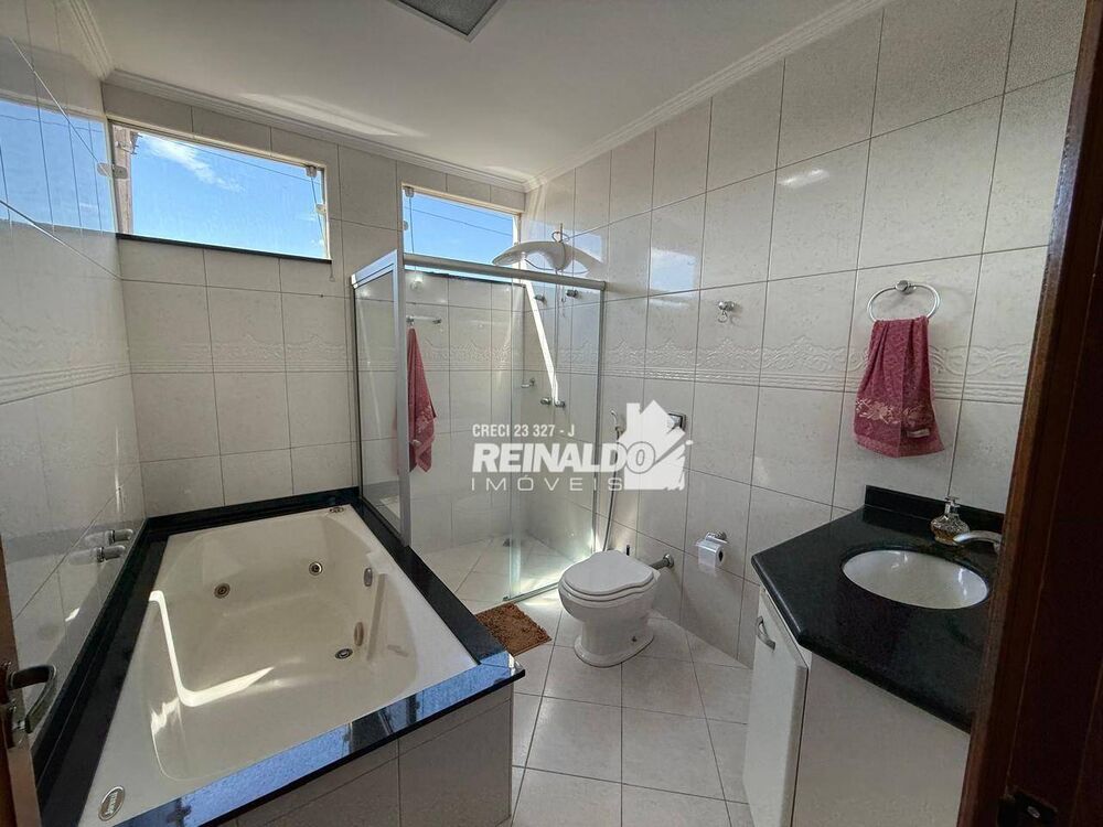 Casa, 4 quartos, 248 m² - Foto 14