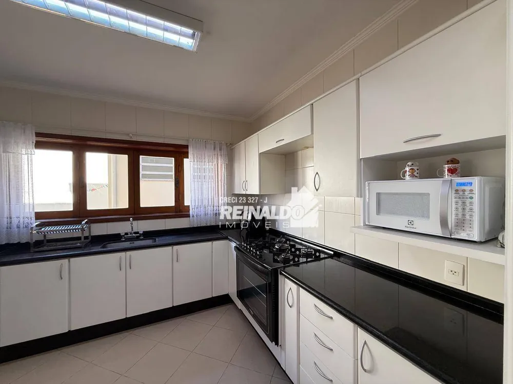 Casa, 4 quartos, 248 m² - Foto 26