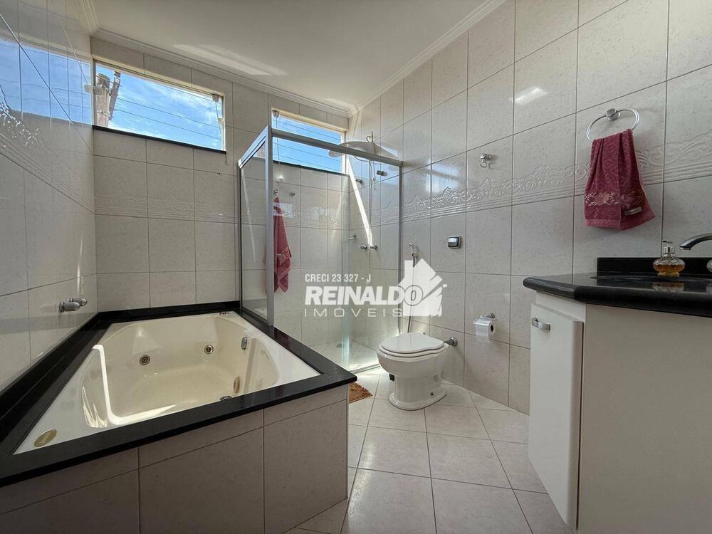 Casa, 4 quartos, 248 m² - Foto 15