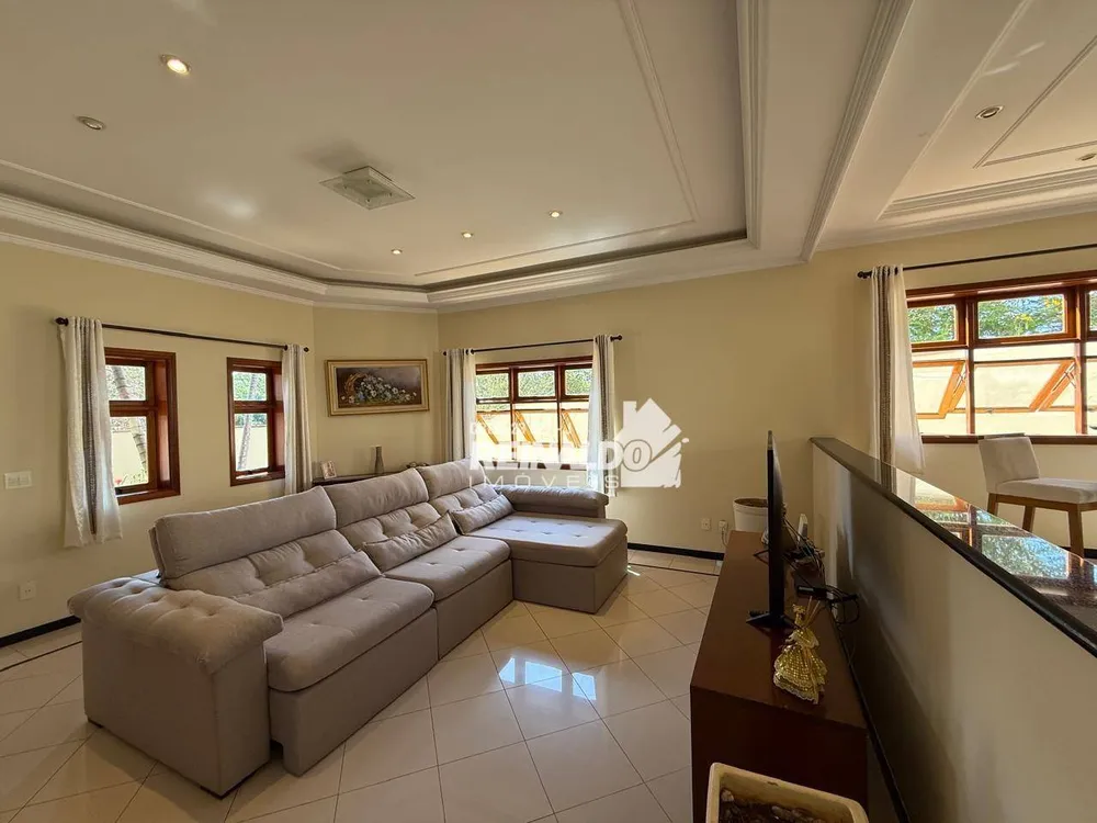 Casa, 4 quartos, 248 m² - Foto 3