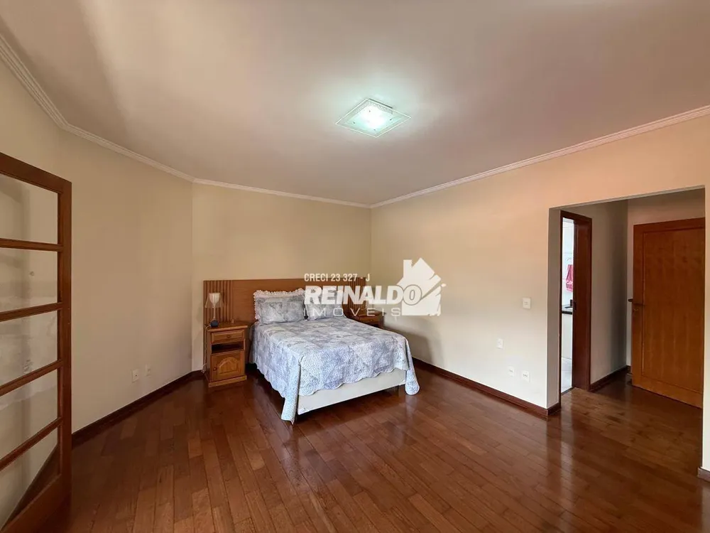 Casa, 4 quartos, 248 m² - Foto 18