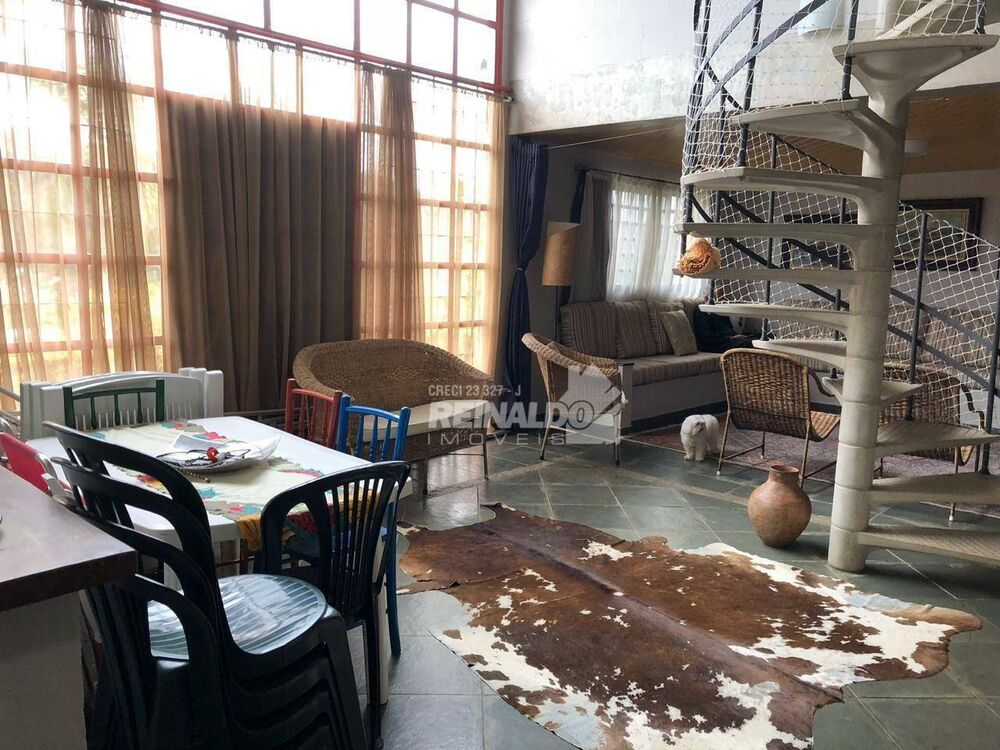 Chácara à venda com 4 quartos, 369m² - Foto 9