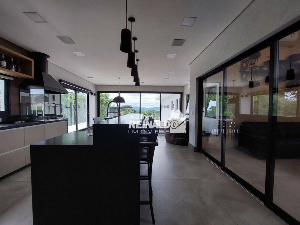 Casa de Condomínio à venda com 4 quartos, 500m² - Foto 5