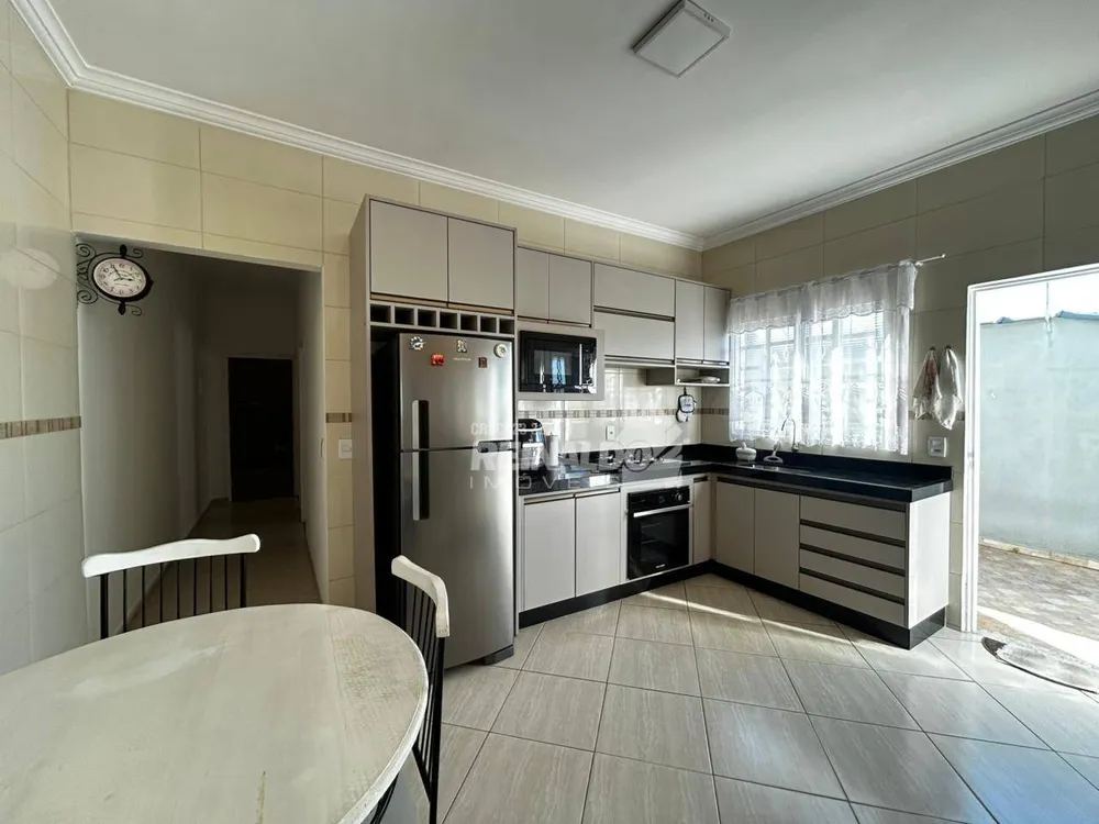 Casa, 3 quartos, 138 m² - Foto 1