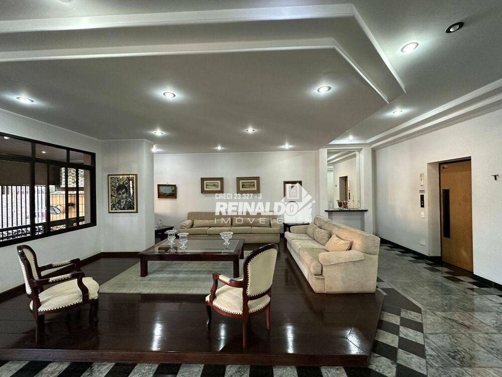 Apartamento à venda com 3 quartos, 200m² - Foto 18
