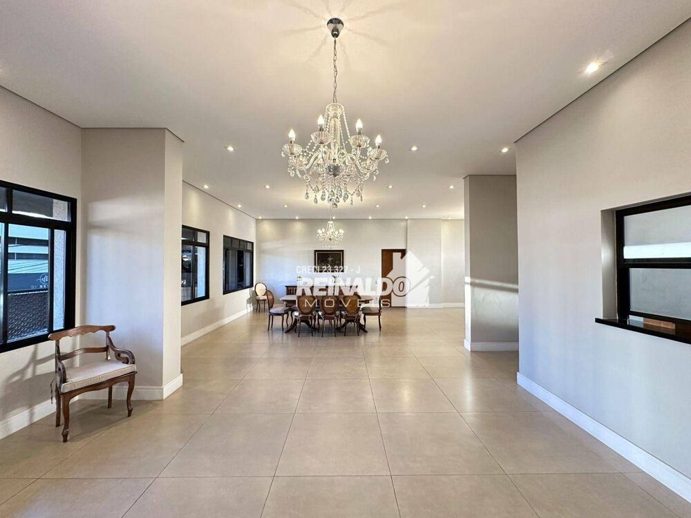 Apartamento à venda com 3 quartos, 200m² - Foto 15