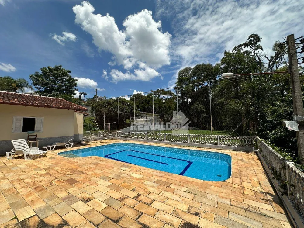 Chácara, 6 quartos, 6927 m² - Foto 1