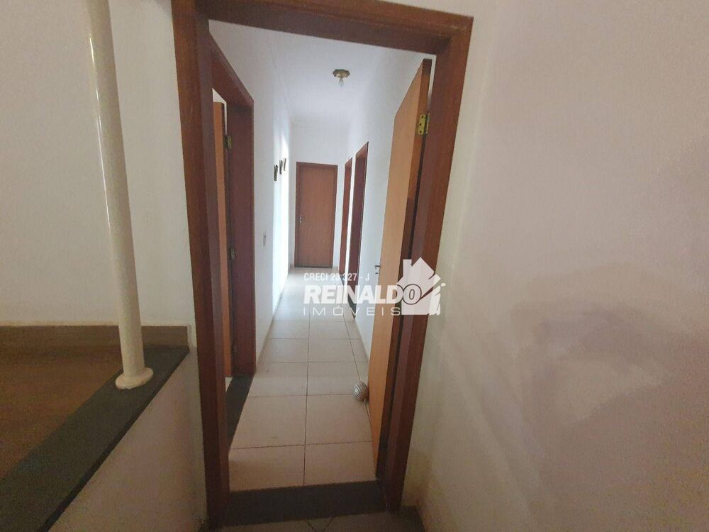 Chácara à venda com 3 quartos, 265m² - Foto 8