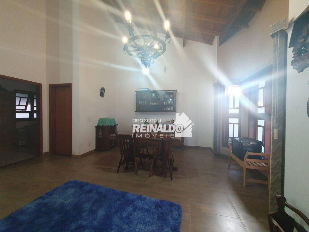 Chácara à venda com 3 quartos, 265m² - Foto 1