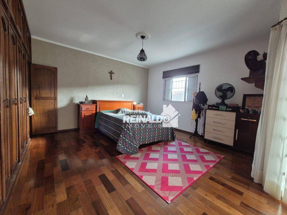 Casa, 3 quartos, 237 m² - Foto 11