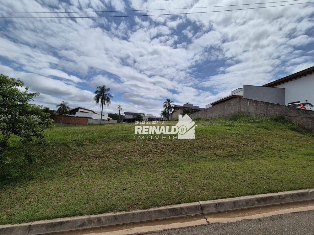 Loteamento e Condomínio, 571 m² - Foto 1