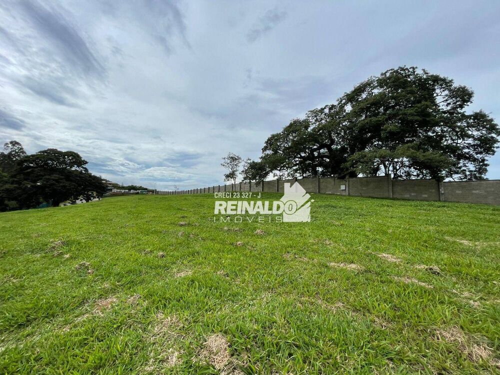 Loteamento e Condomínio, 1400 m² - Foto 1