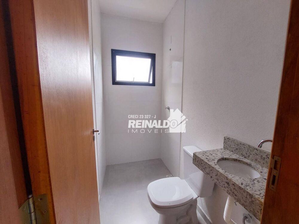 Casa para alugar com 2 quartos, 60m² - Foto 13
