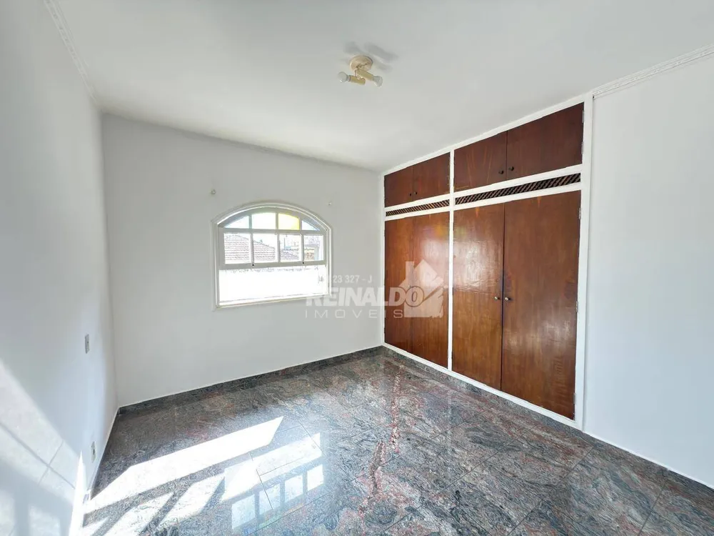 Casa, 3 quartos, 222 m² - Foto 4