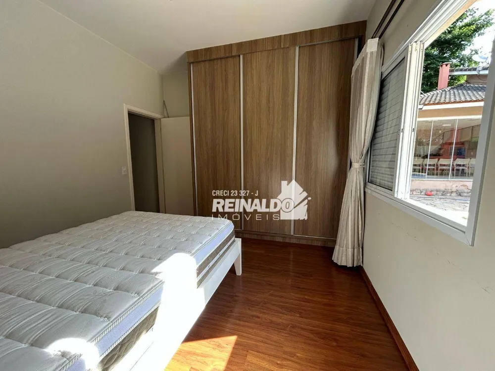 Chácara, 4 quartos, 1403 m² - Foto 4