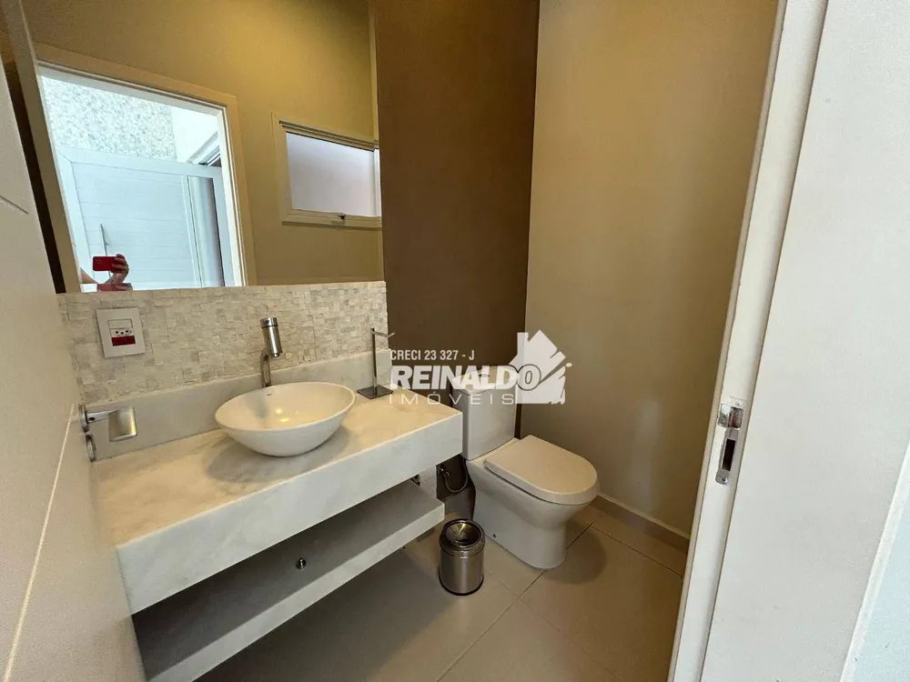 Chácara, 4 quartos, 1403 m² - Foto 1