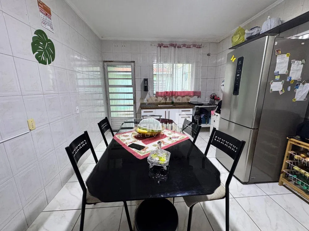 Casa, 3 quartos, 210 m² - Foto 3