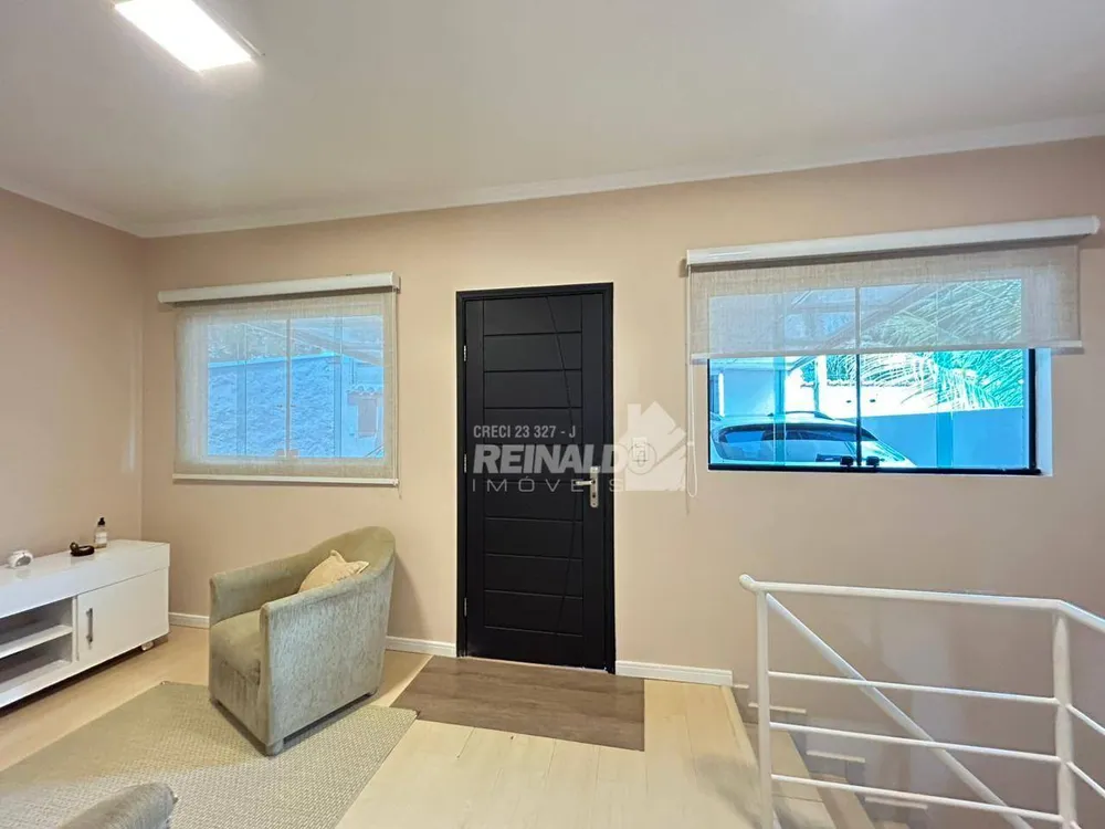 Casa, 3 quartos, 176 m² - Foto 1