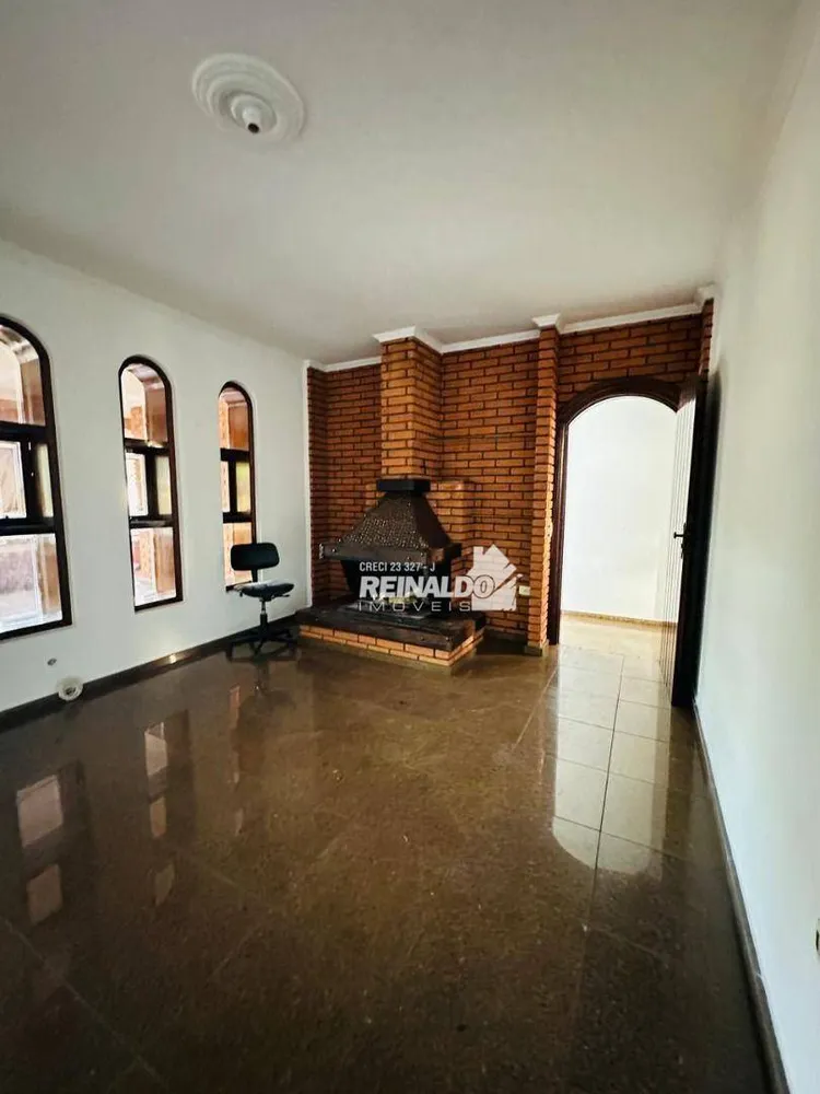 Casa, 3 quartos, 250 m² - Foto 4
