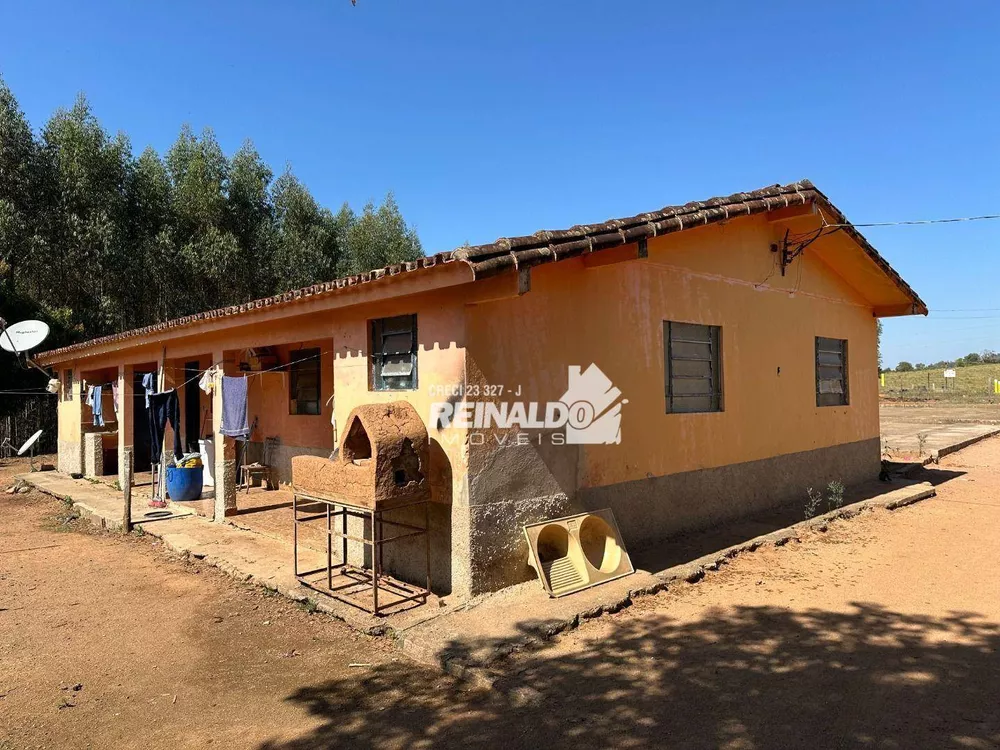 Fazenda à venda com 2 quartos, 300m² - Foto 3