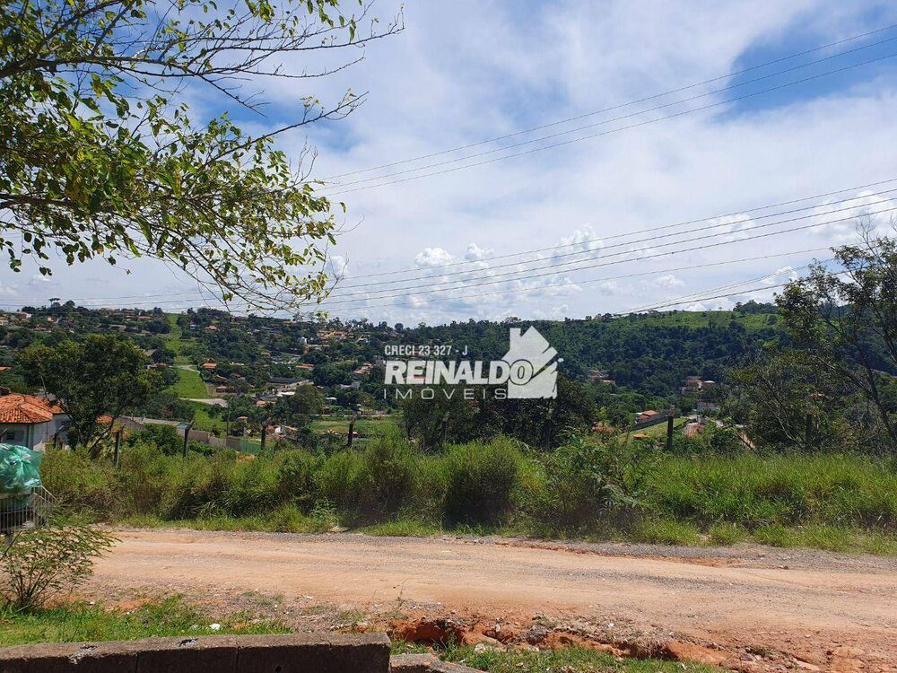 Chácara à venda com 6 quartos, 351m² - Foto 2