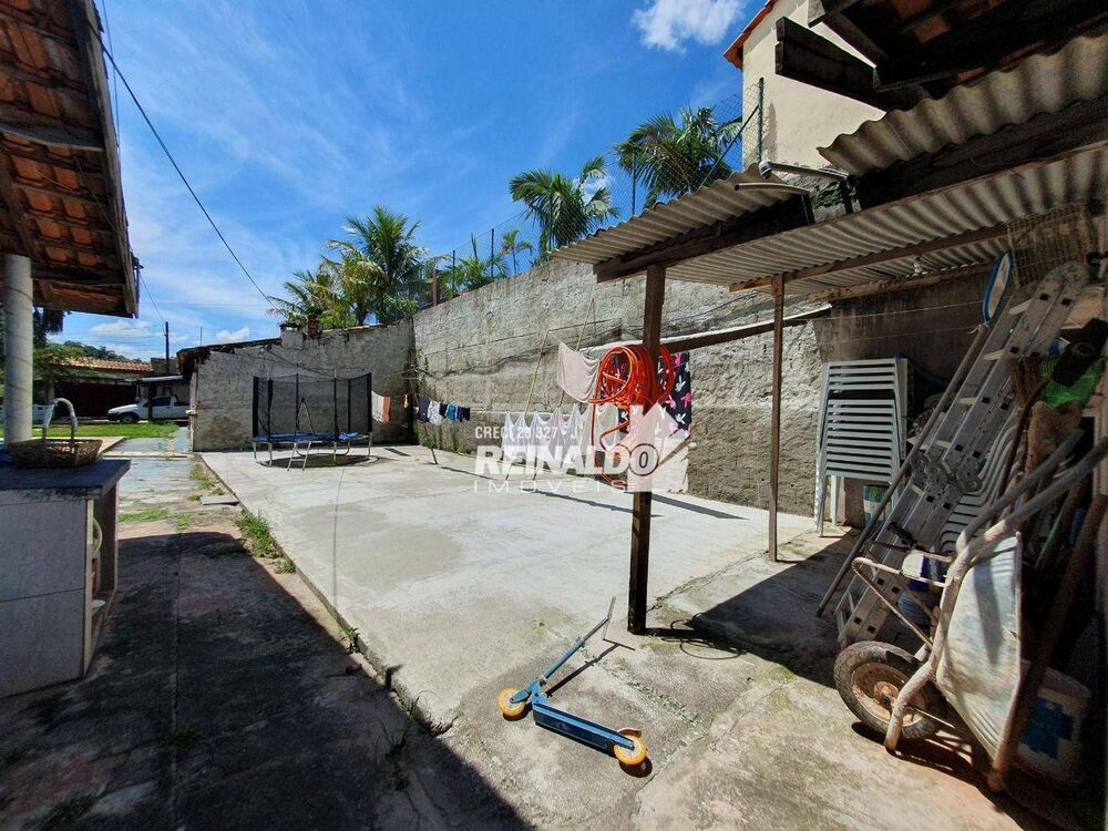 Chácara à venda com 6 quartos, 351m² - Foto 14