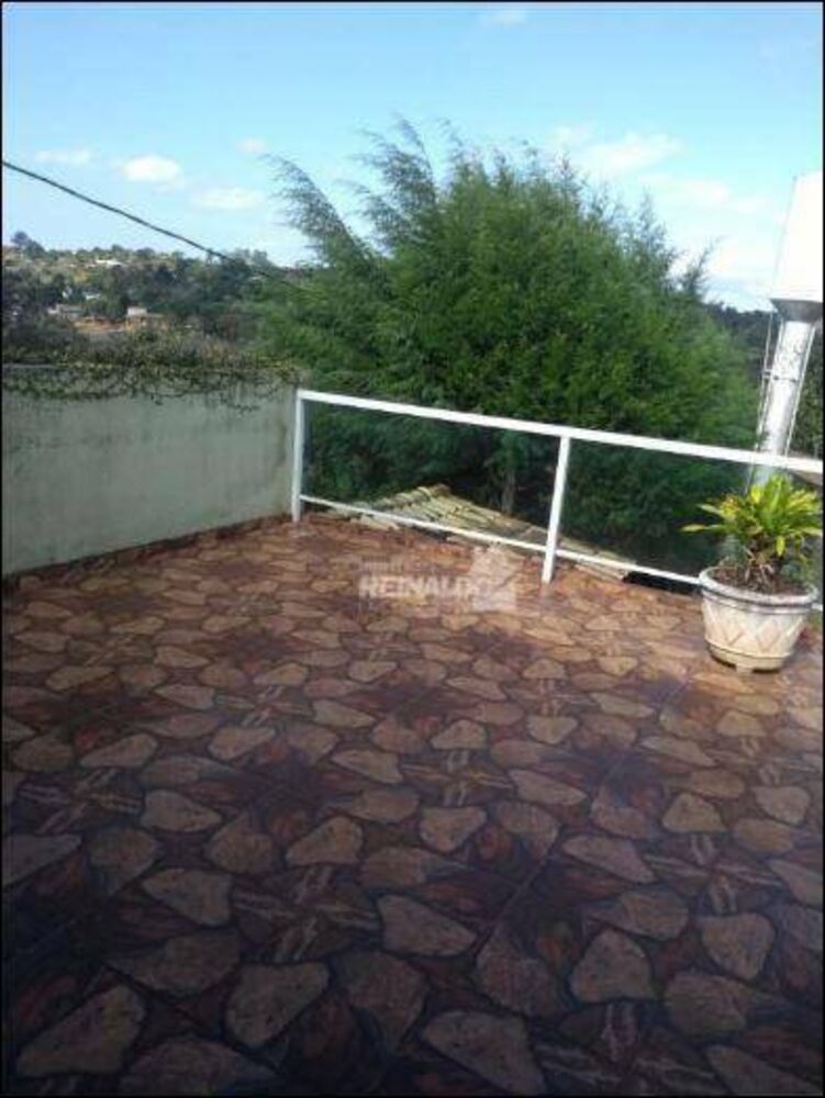 Chácara à venda com 5 quartos, 300m² - Foto 9