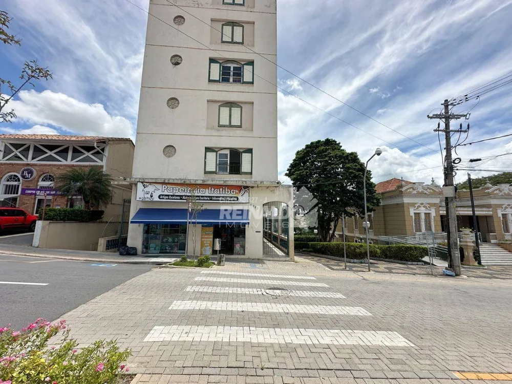 Apartamento, 3 quartos, 156 m² - Foto 1