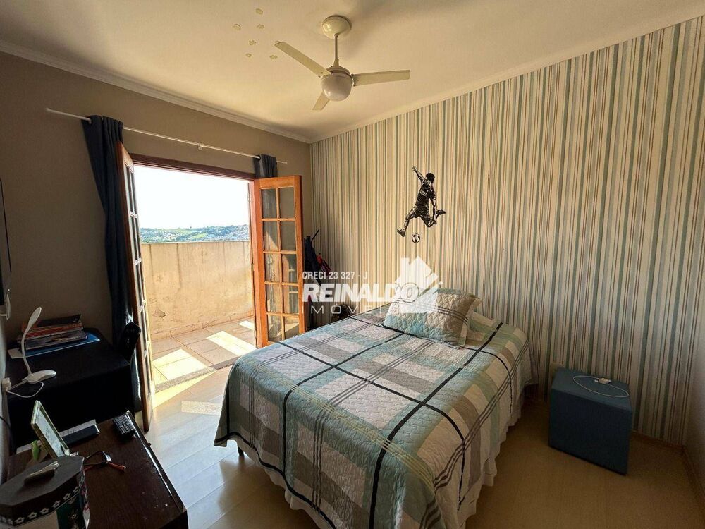 Casa, 3 quartos, 247 m² - Foto 12