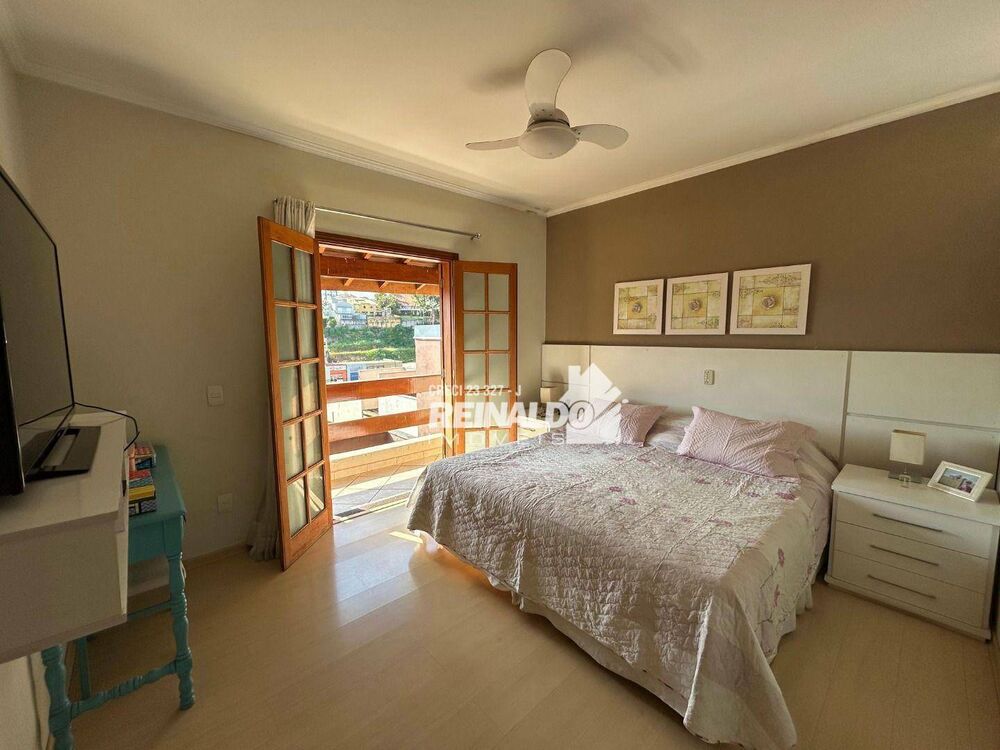 Casa, 3 quartos, 247 m² - Foto 16