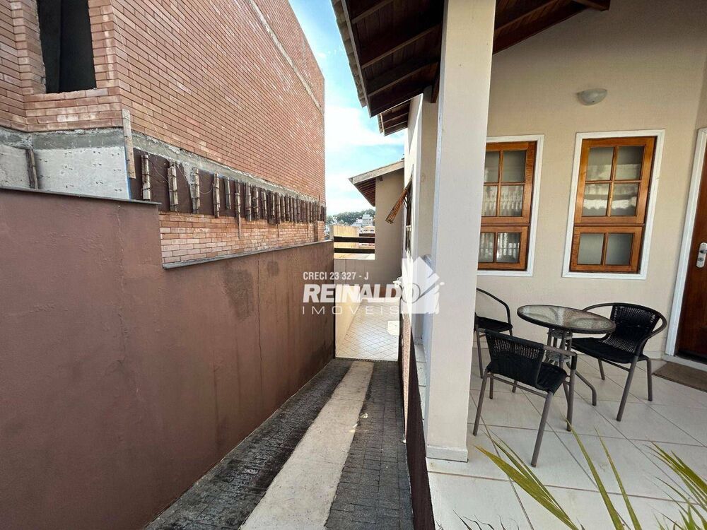 Casa, 3 quartos, 247 m² - Foto 5