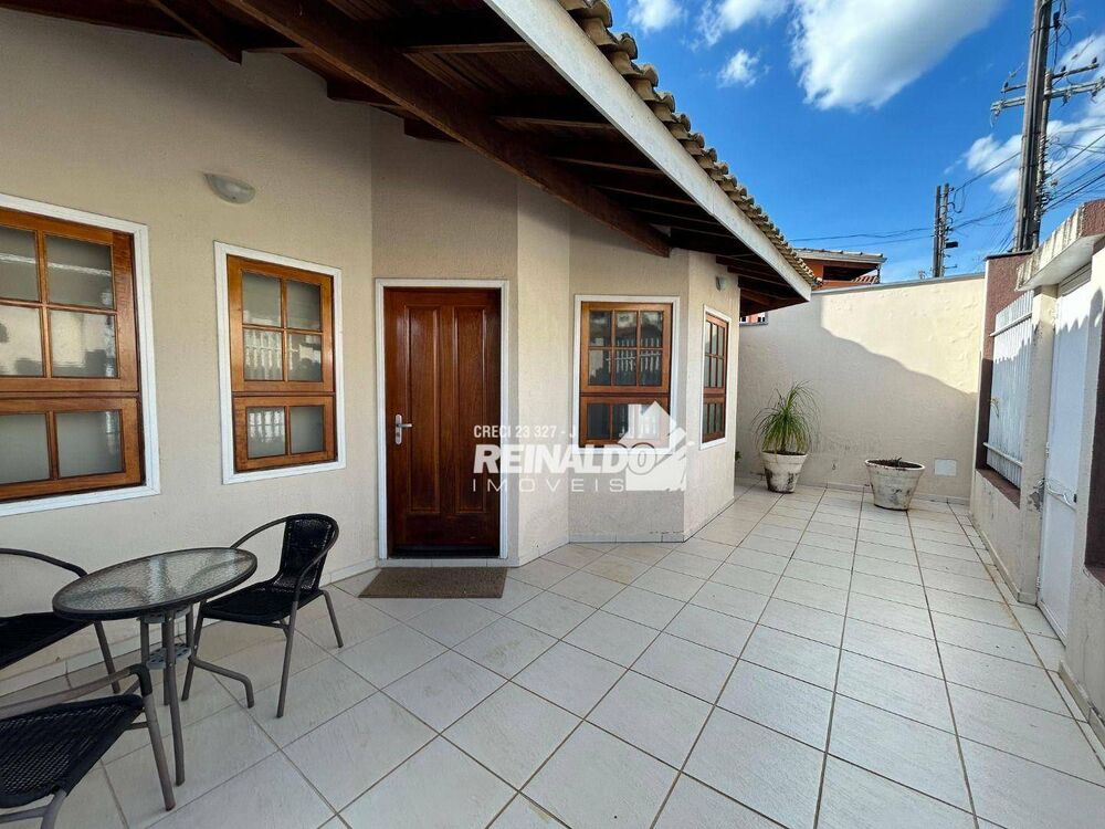Casa, 3 quartos, 247 m² - Foto 13