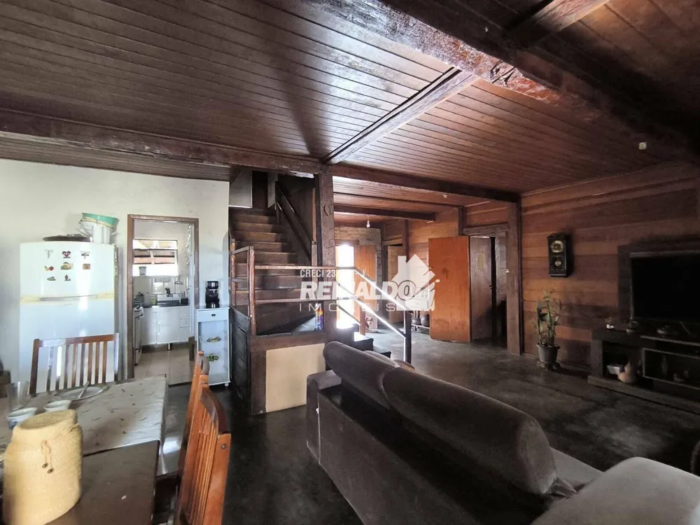 Chácara, 4 quartos, 2137 m² - Foto 4