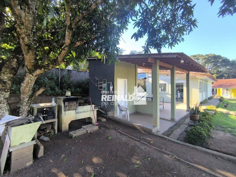 Chácara, 5 quartos, 3142 m² - Foto 5