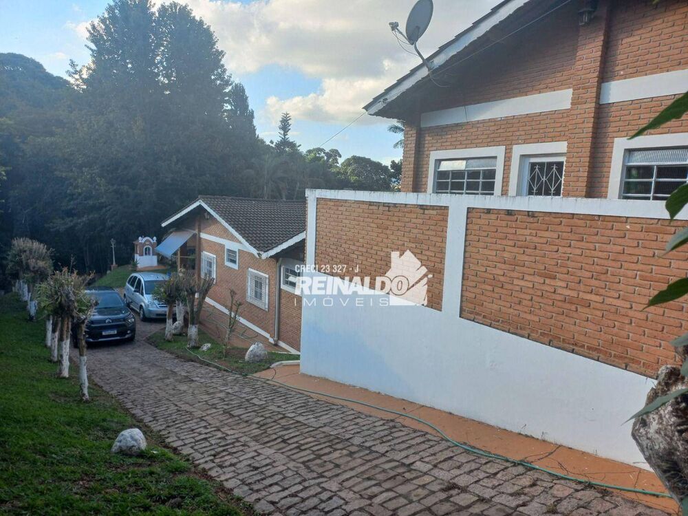 Chácara, 4 quartos, 2695 m² - Foto 1