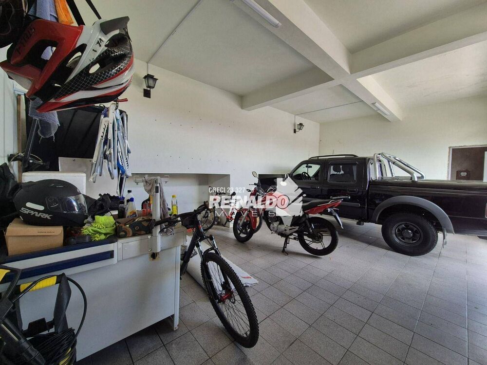 Casa, 3 quartos, 168 m² - Foto 1