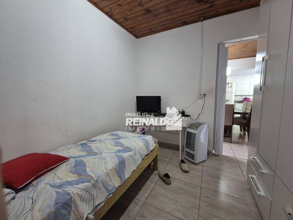 Casa, 3 quartos, 168 m² - Foto 4