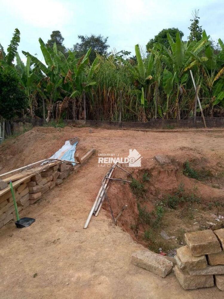 Chácara à venda com 3 quartos, 140m² - Foto 2