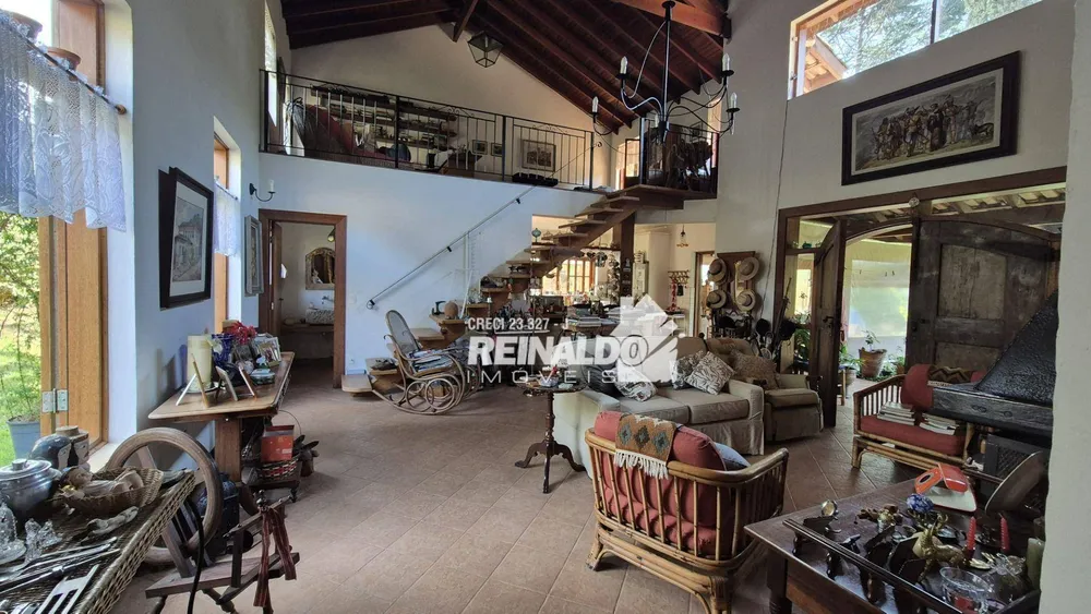 Chácara, 2 quartos, 1598 m² - Foto 1