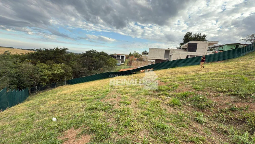 Loteamento e Condomínio, 1294 m² - Foto 1