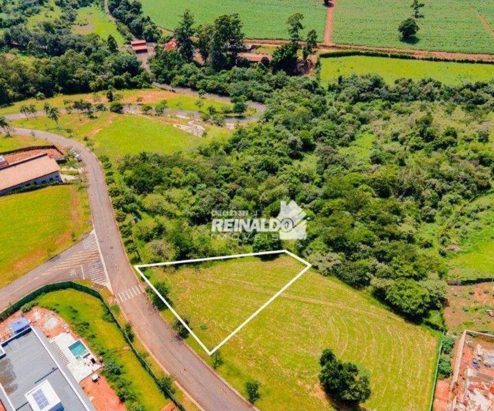 Loteamento e Condomínio, 1294 m² - Foto 1