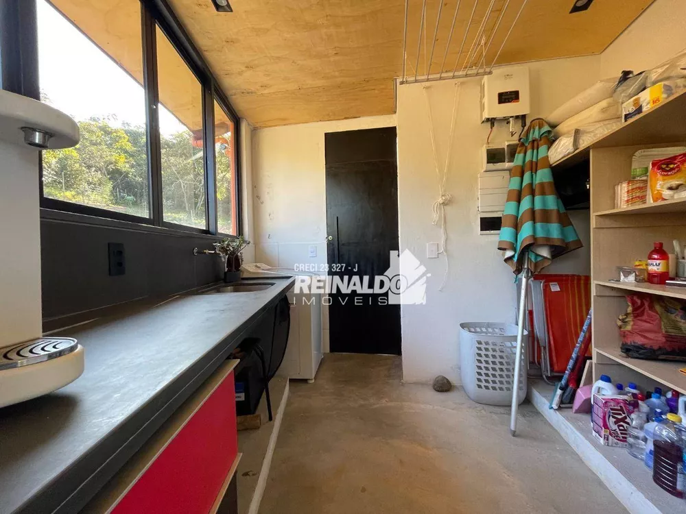 Sítio à venda com 2 quartos, 200m² - Foto 4