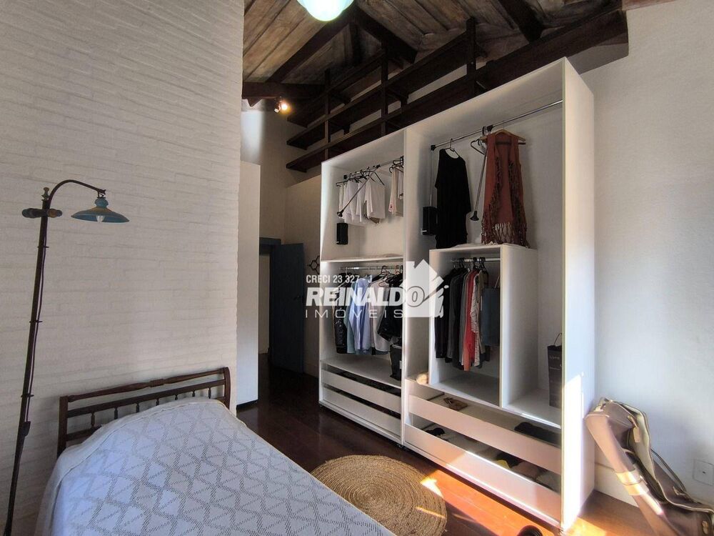 Fazenda à venda com 8 quartos, 2000m² - Foto 7